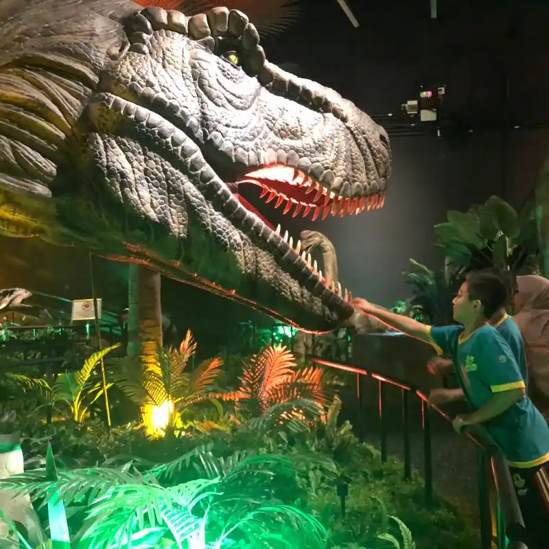 experiential and educational animatronic museum