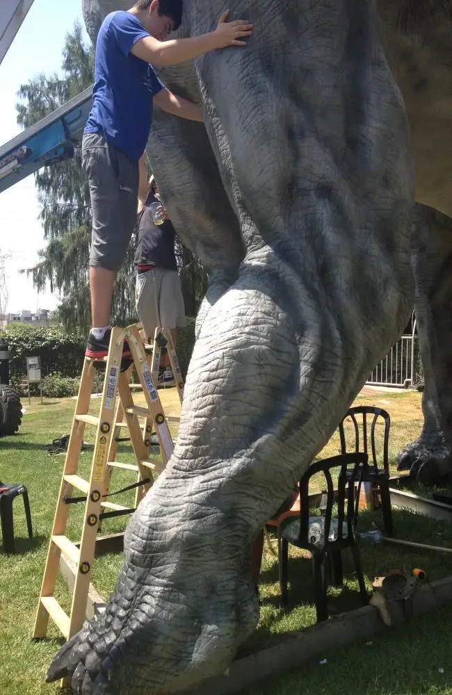 overseas animatronics installation for international project